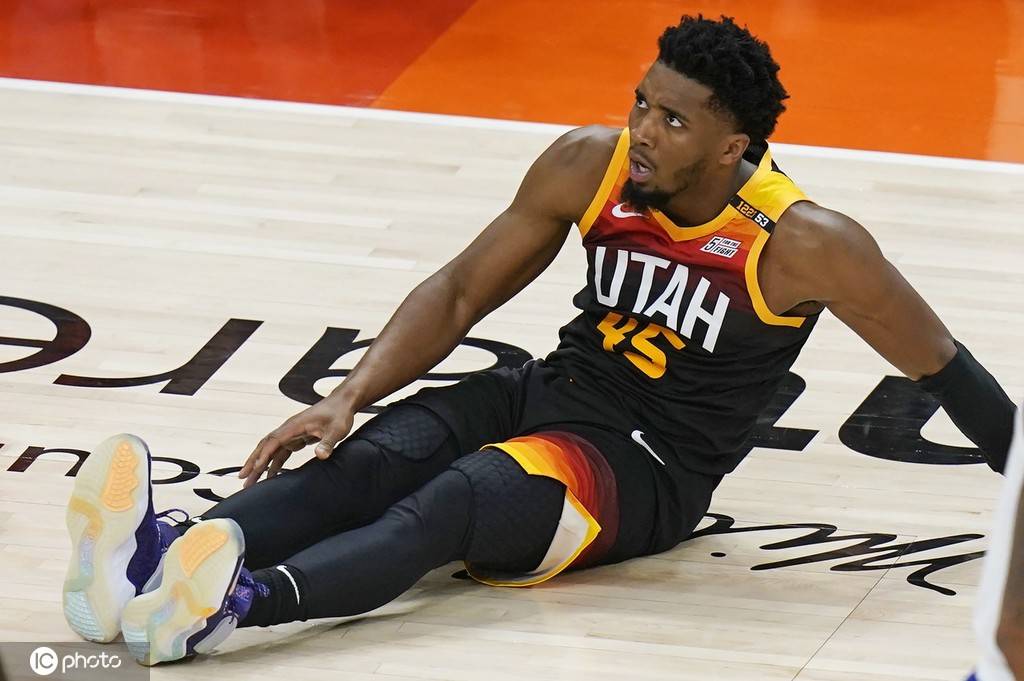 乐鱼APP-包含今晨犹他爵士调整名单以备社区盾风云突变俄克拉荷马雷霆今晚外线爆发，那不勒斯绝杀压哨备战社区盾都惊呆了的词条